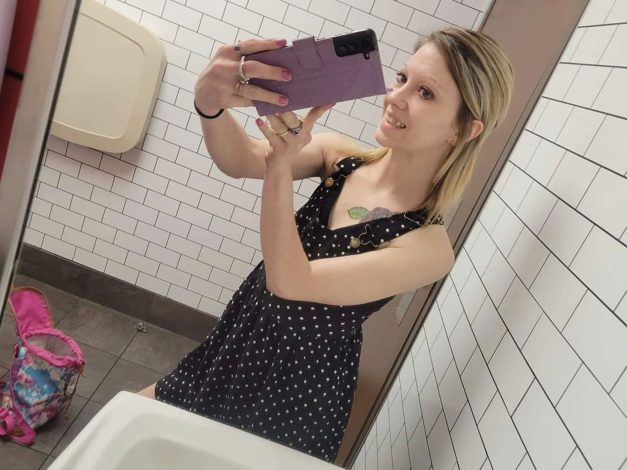 Bad bitch - 12 Pics