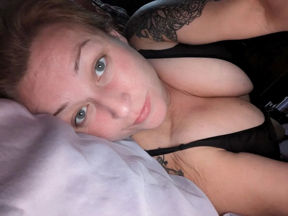 Sexting Pics 10 - 19 Pics