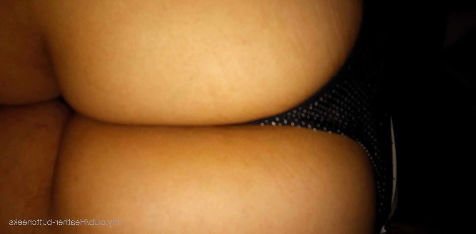 Heather-buttcheeks Free Photos - 19 Pics