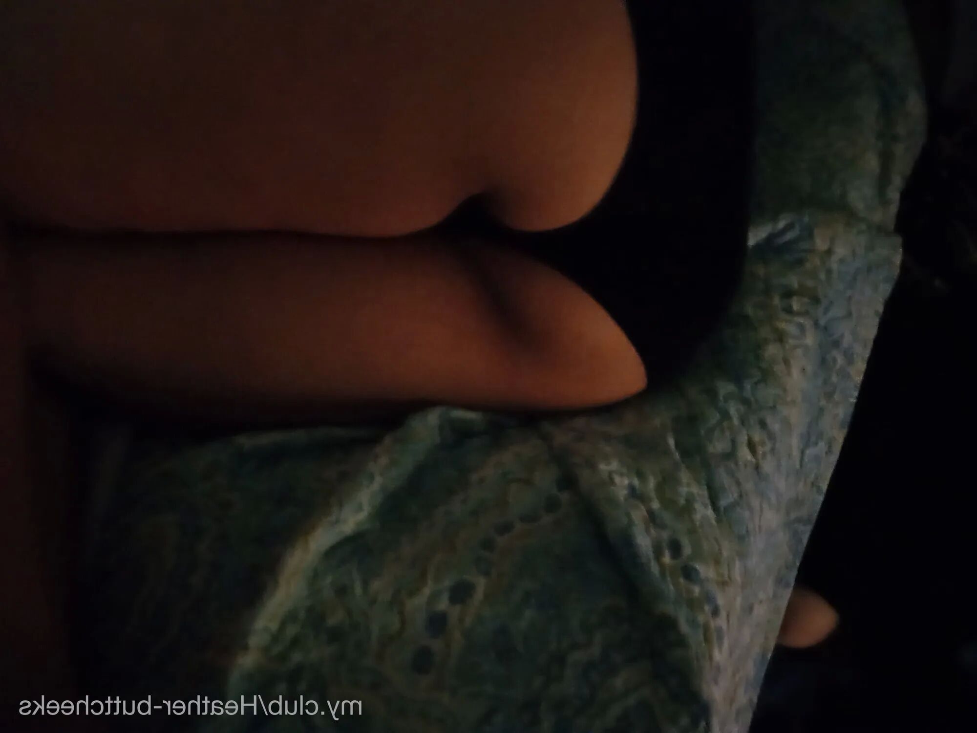 Heather-buttcheeks Free Photos - 19 Pics