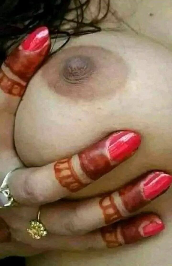 Saree pic - 17 Pics