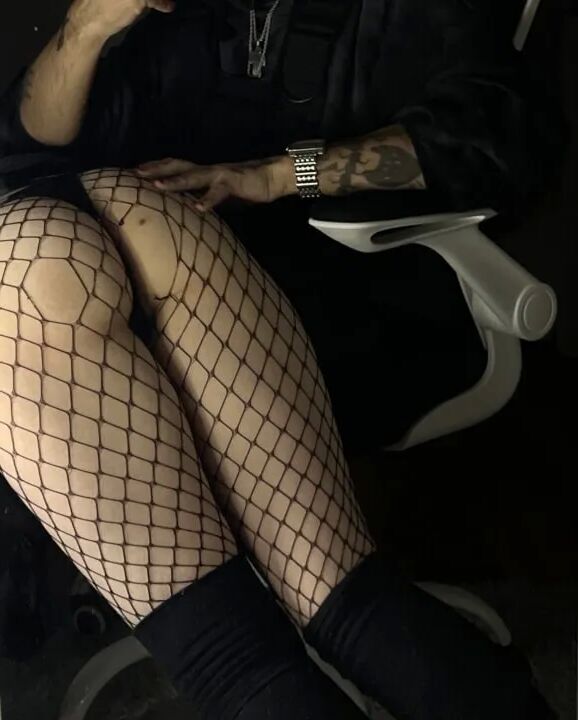 Slut pix - 27 Pics