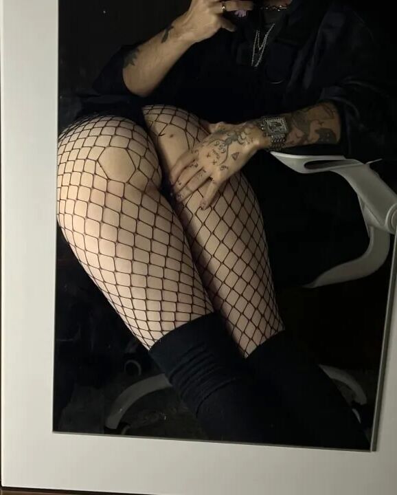 Slut pix - 27 Pics