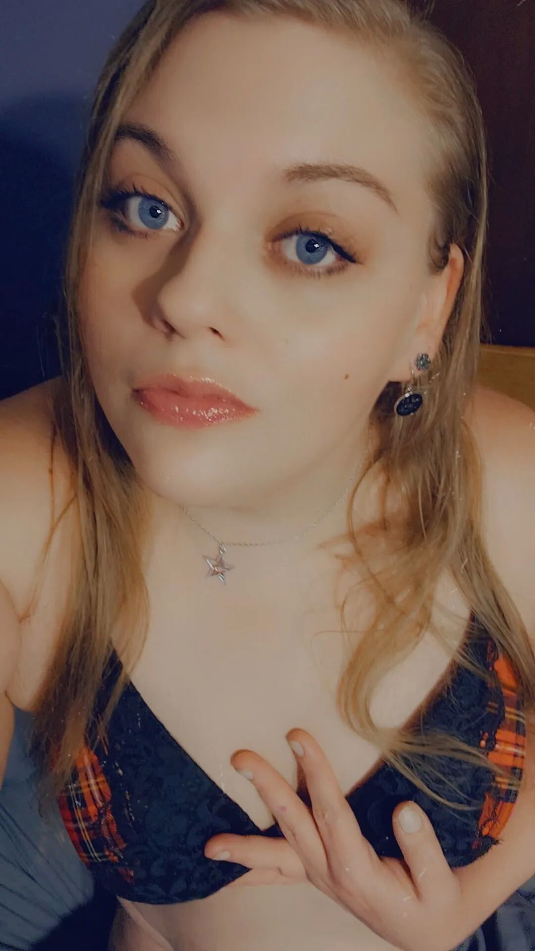 Ready and waiting - 14 Pics