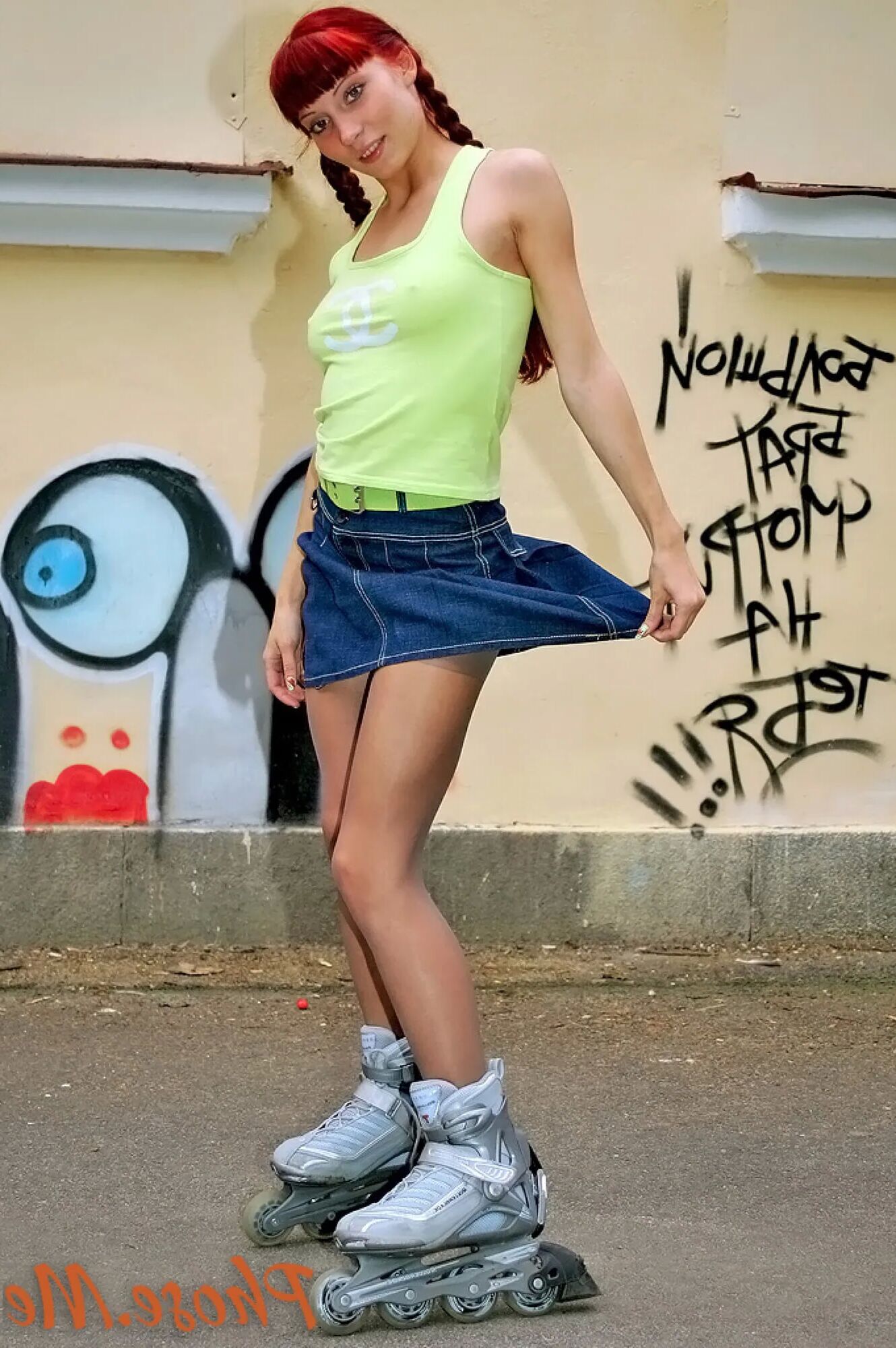Redhead On Rollerblades Wearing Pantyhose - 75 Pics