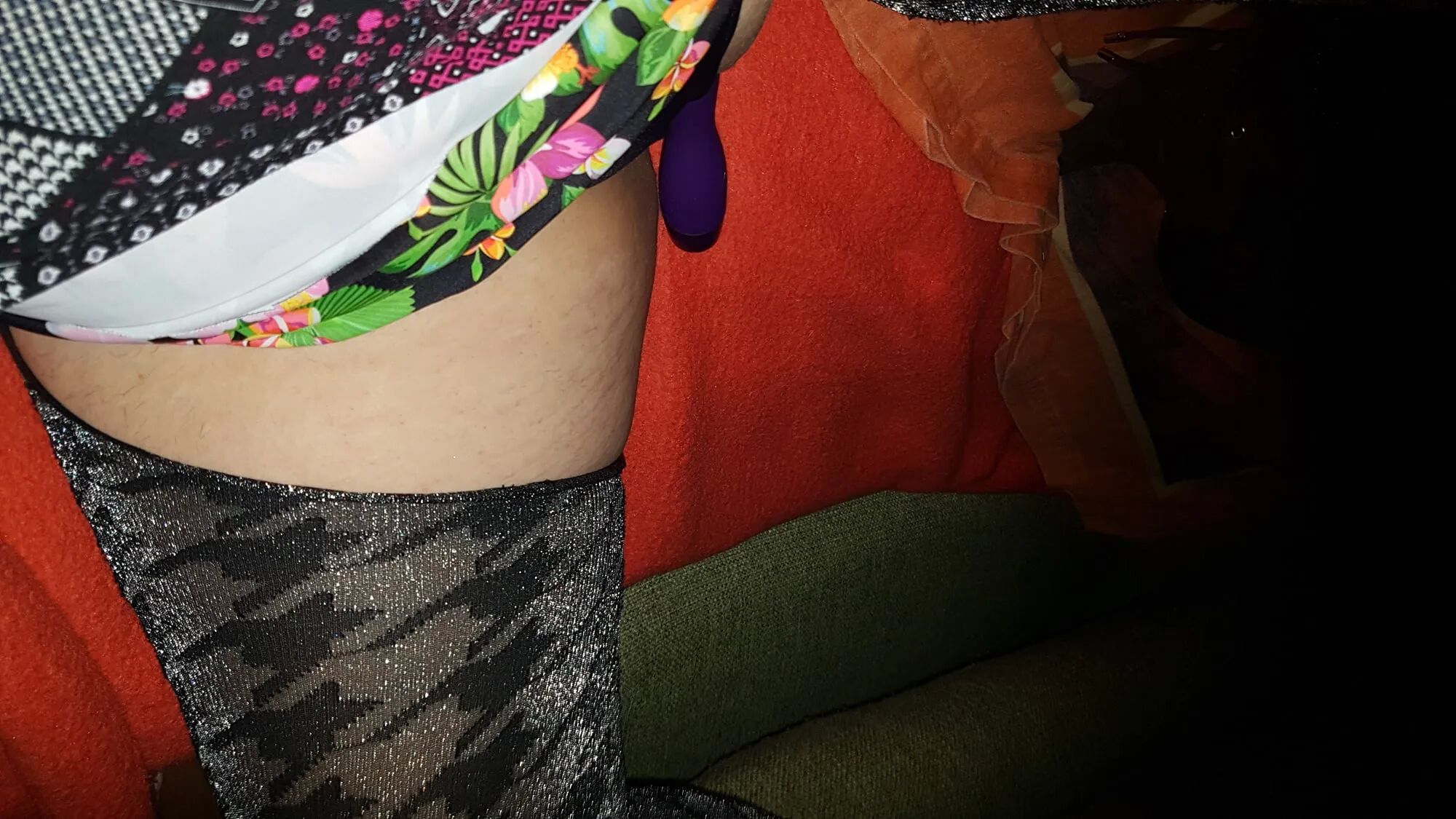 Hornyyyy - 6 Pics