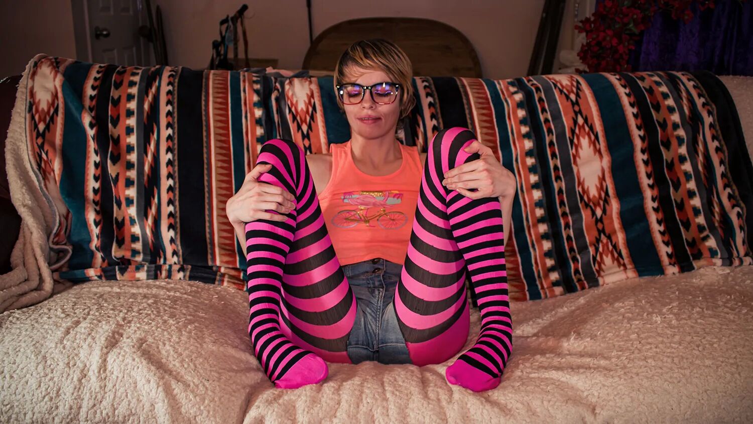 Beautiful Feet - 43 Pics