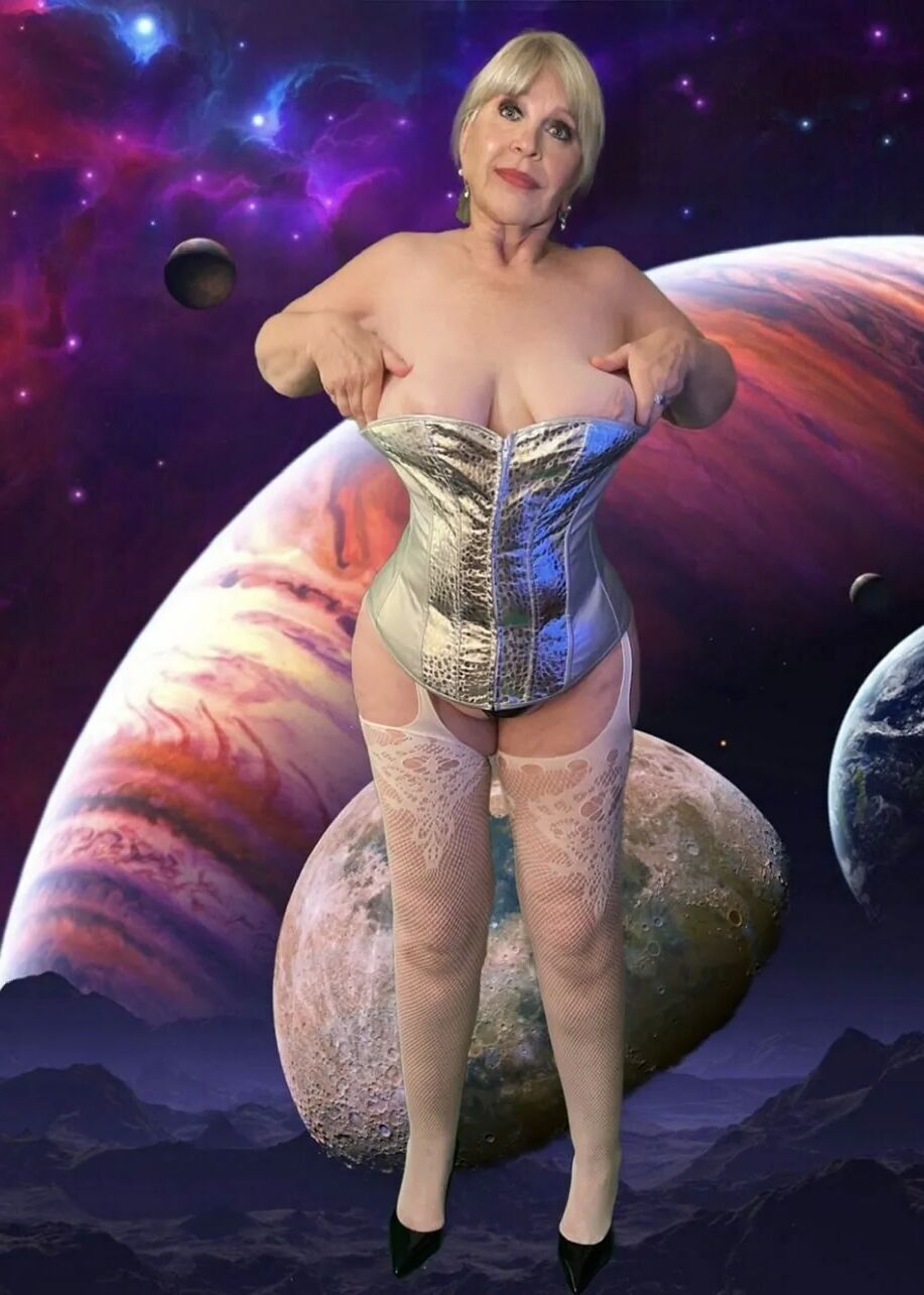 Granny Star Angel - 27 Pics