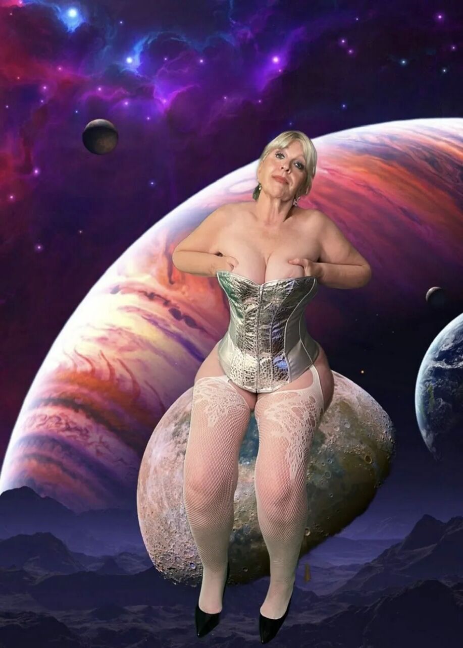 Granny Star Angel - 27 Pics