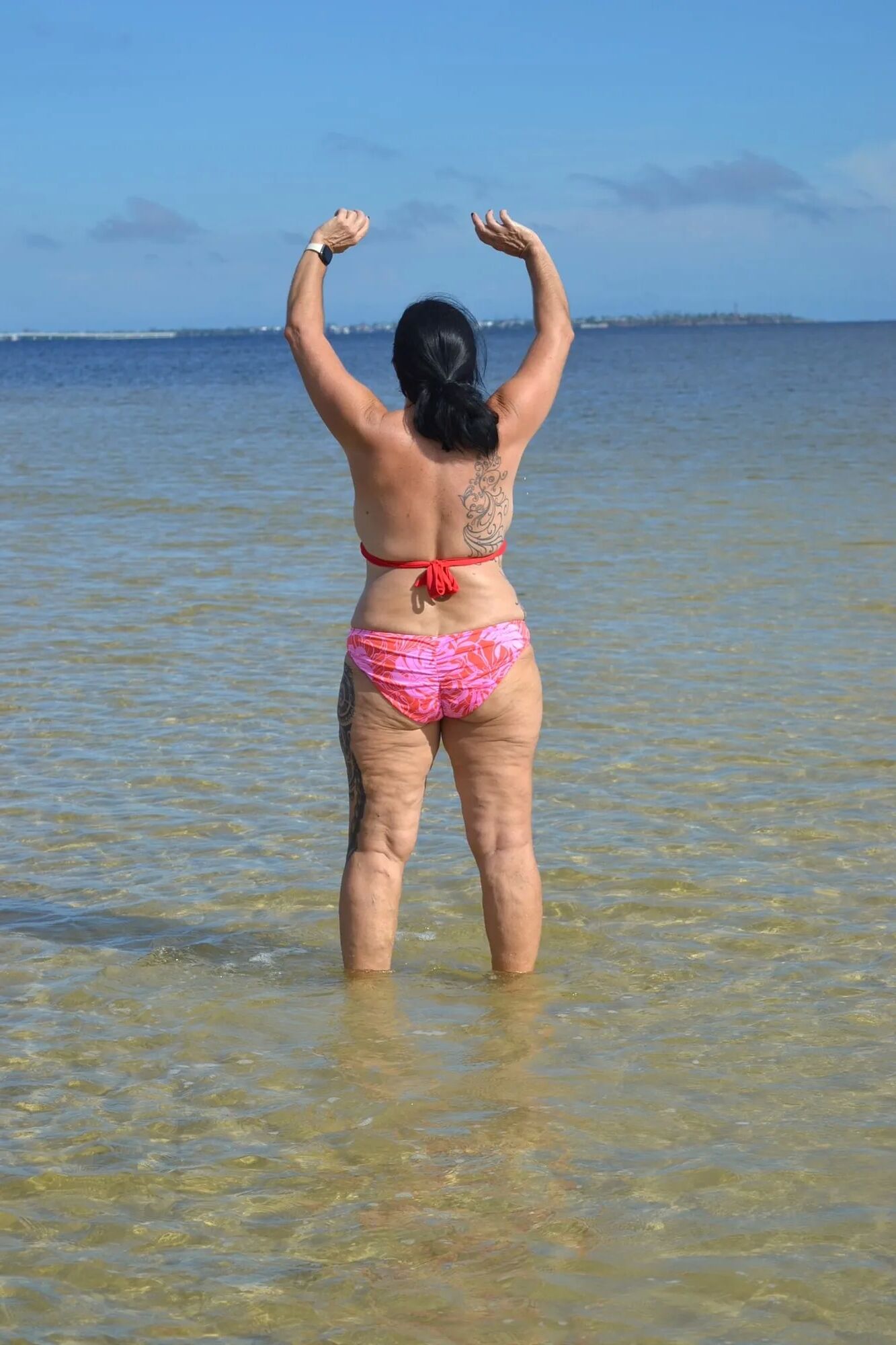 Fuck Toy at Beach - 53 Pics