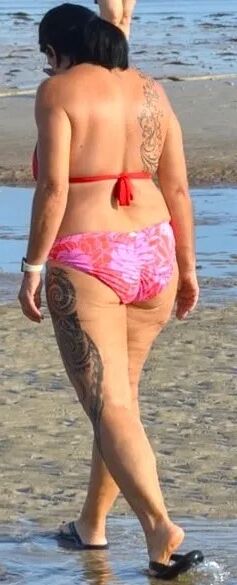Fuck Toy at Beach - 53 Pics