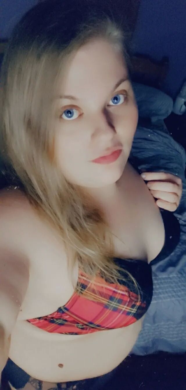 Pics of me - 18 Pics