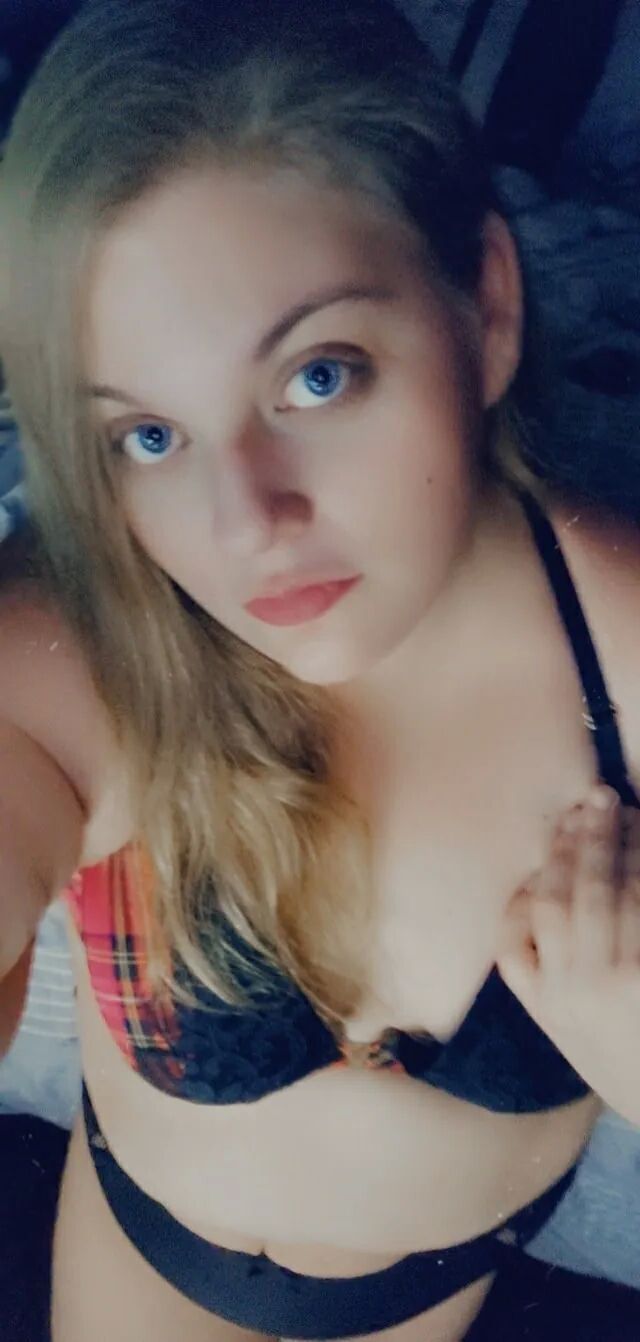 Pics of me - 18 Pics