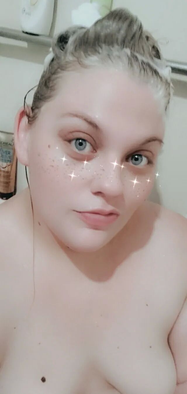 Pics of me - 18 Pics