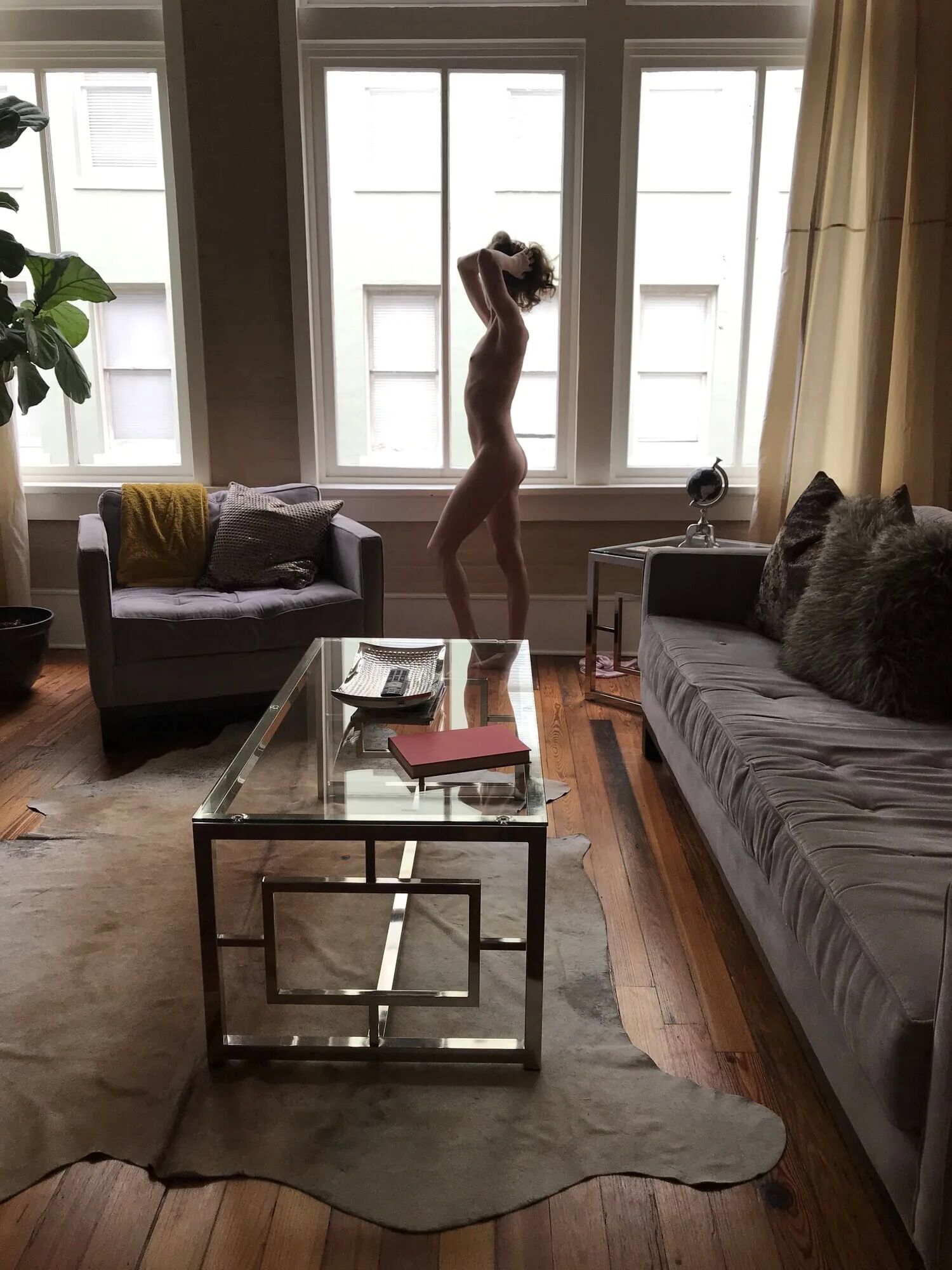 Waiting patiently to be fucked in NOLA - 10 Pics