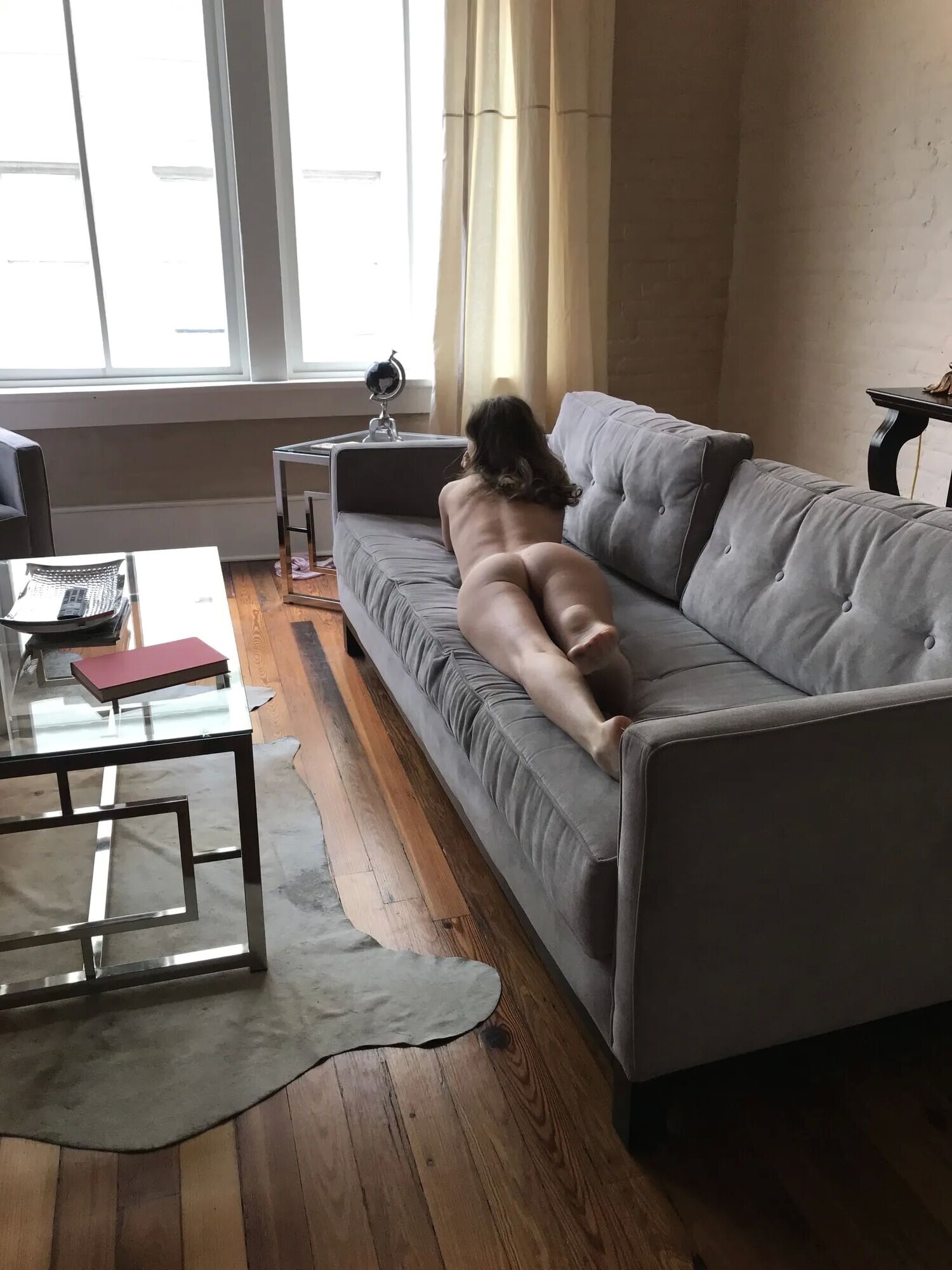 Waiting patiently to be fucked in NOLA - 10 Pics