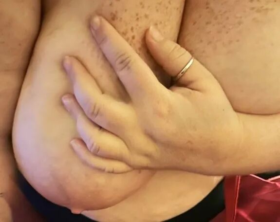 XXX - 27 Pics