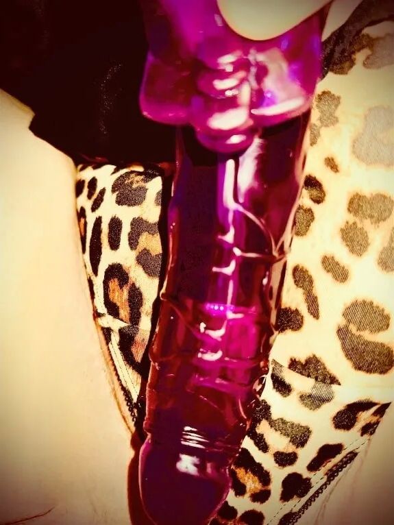 XXX - 27 Pics