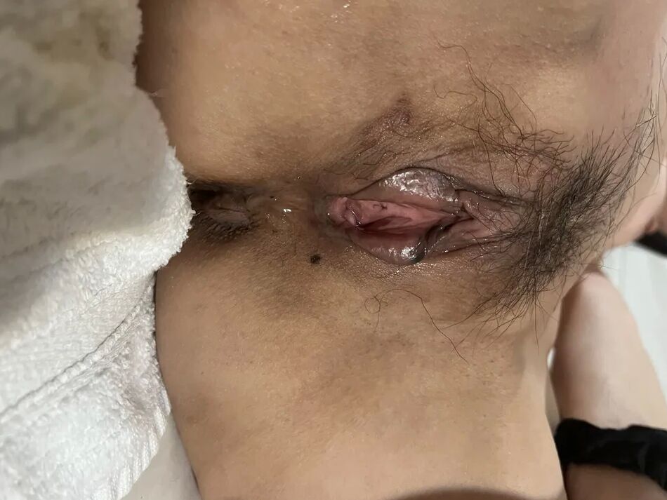14 Pics Sexy wife pussy