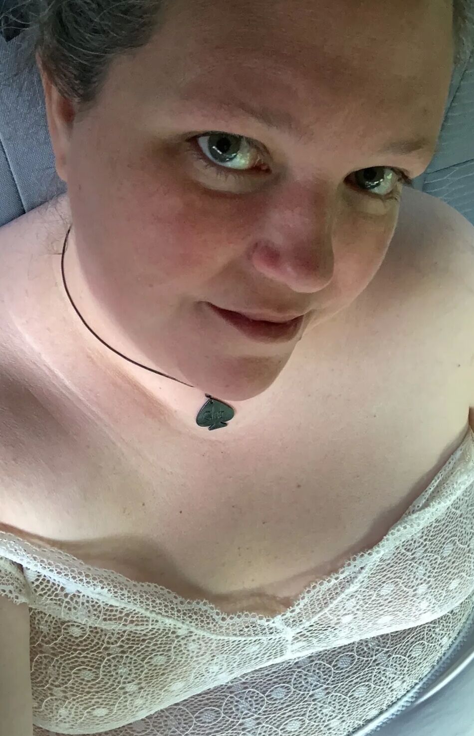 15 Pics Dumb whore