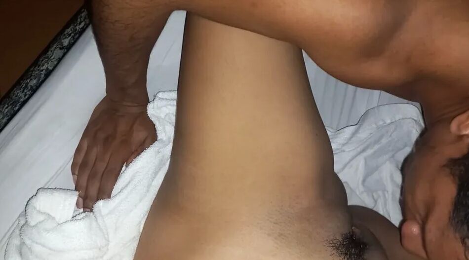 20 Pics Young hotwife misionary with bbc