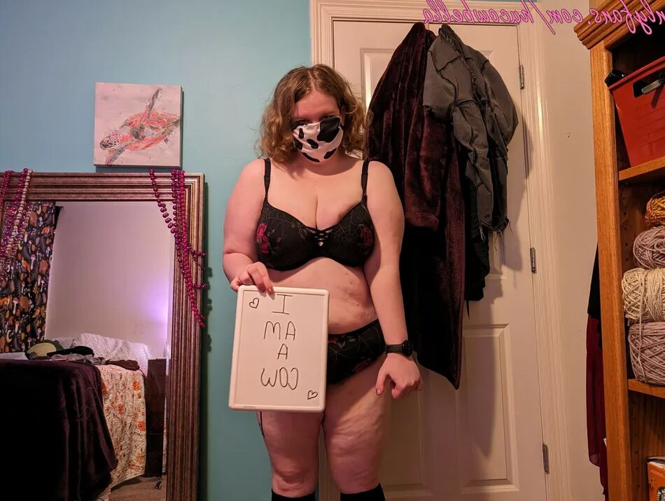 20 Pics Hucowbella for International Cunts day