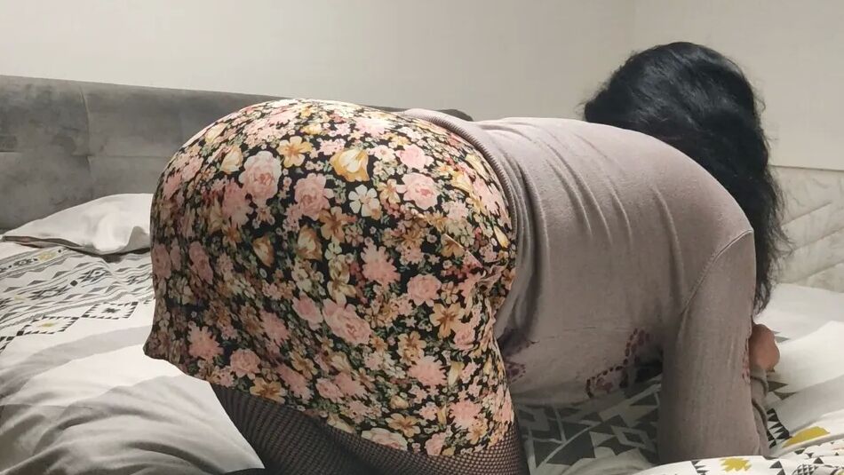 17 Pics Latina MILF is Addicted to Anal