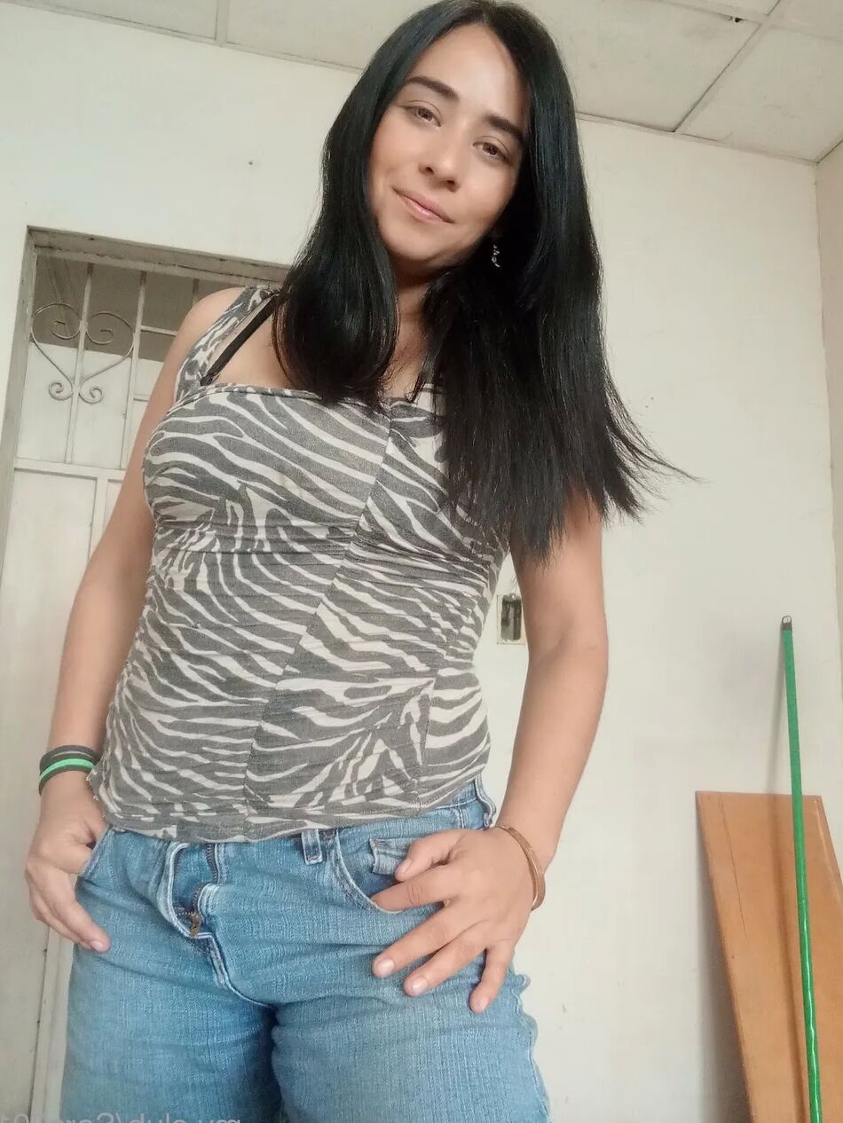 19 Pics Sarita  Free Photos