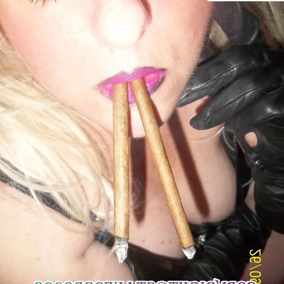 20 Pics SHIRLEY SLUT 760