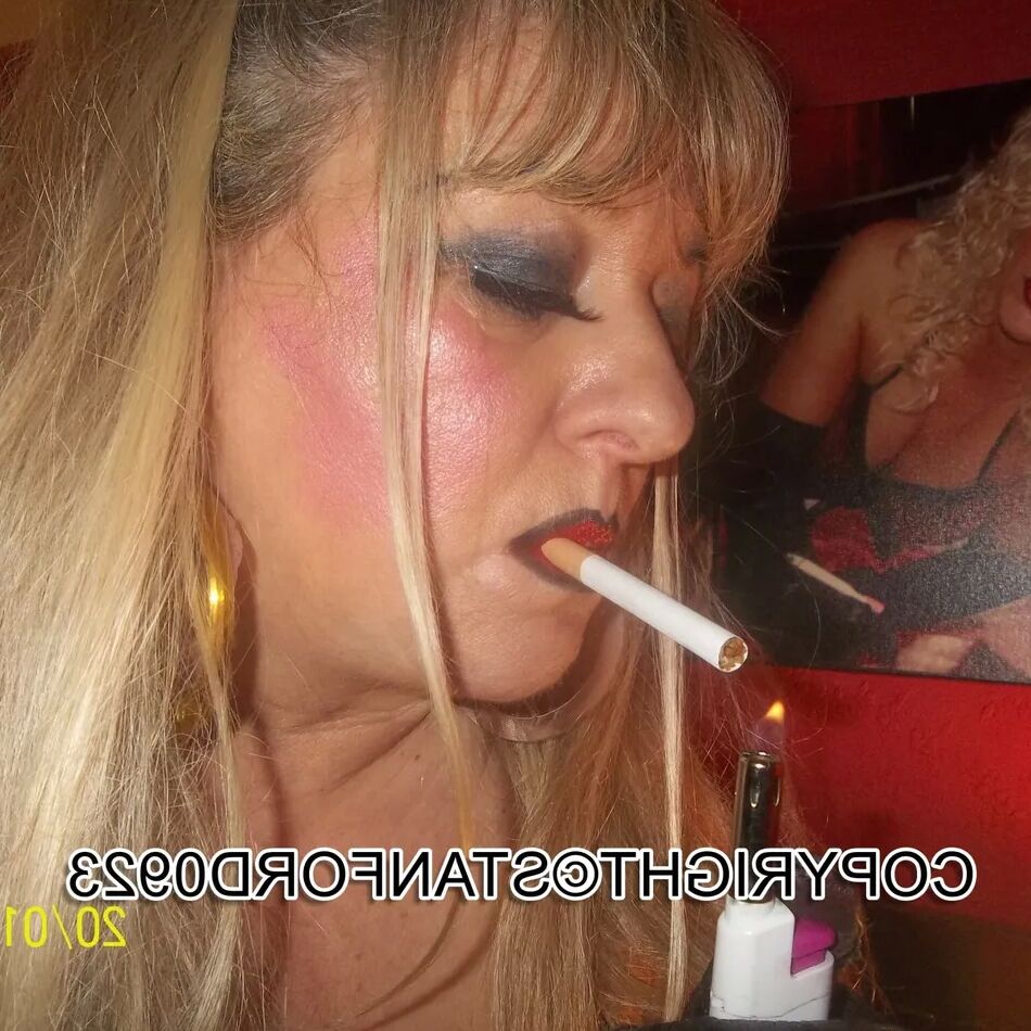 20 Pics SHIRLEY SLUT 645