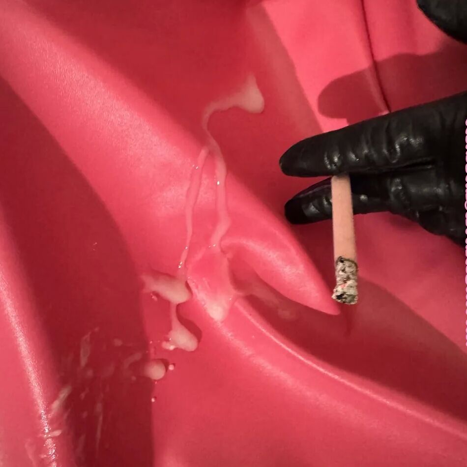 20 Pics HOOKER BARBIE -SHIRLEY
