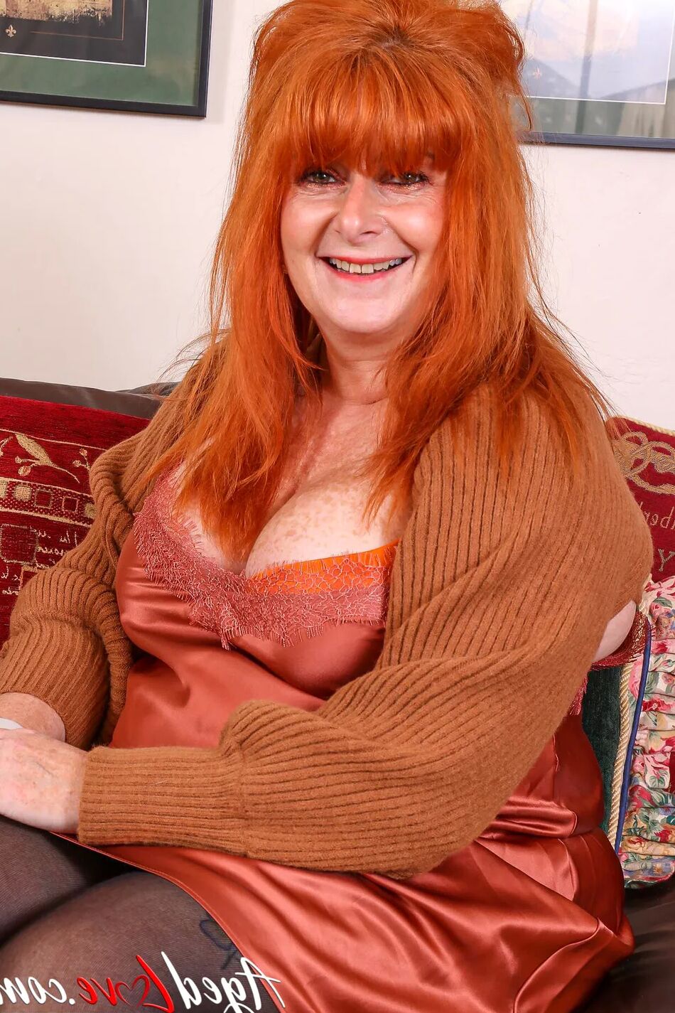 20 Pics Horny mature redhead rides young guy