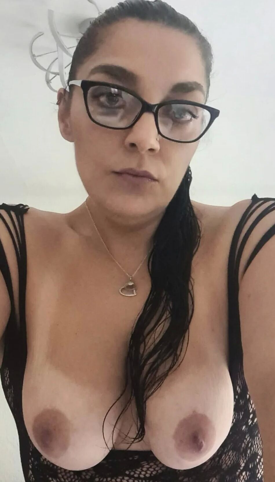 6 Pics Cum Slut Gangbang Milf Bitch Eva Fishnets Glasses