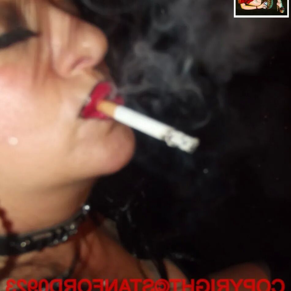 20 Pics SHIRLEY SLUT 661