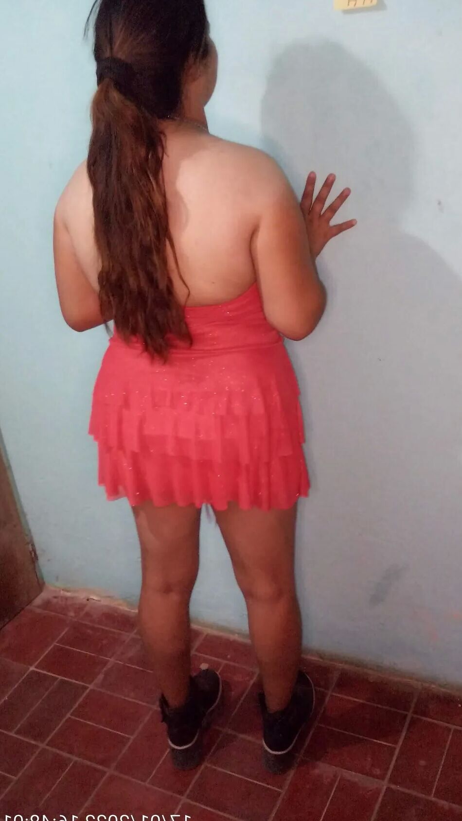 6 Pics Pack 11: Usa un mini vestido rosado