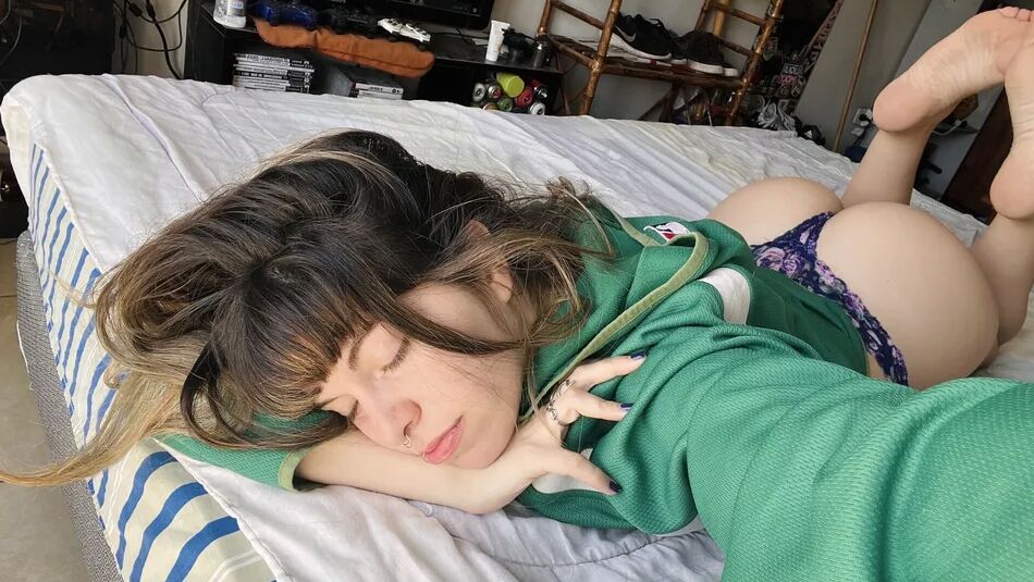 9 Pics Wearing green for good luck