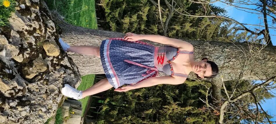 12 Pics Bavarian girl is wild