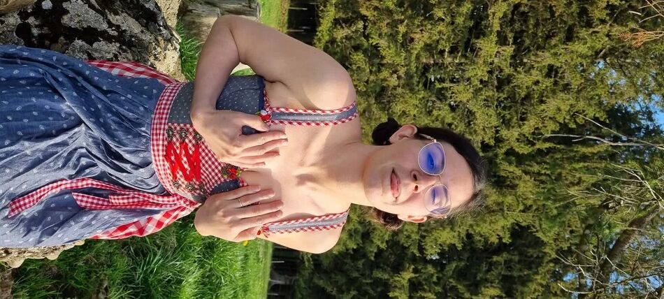 12 Pics Bavarian girl is wild