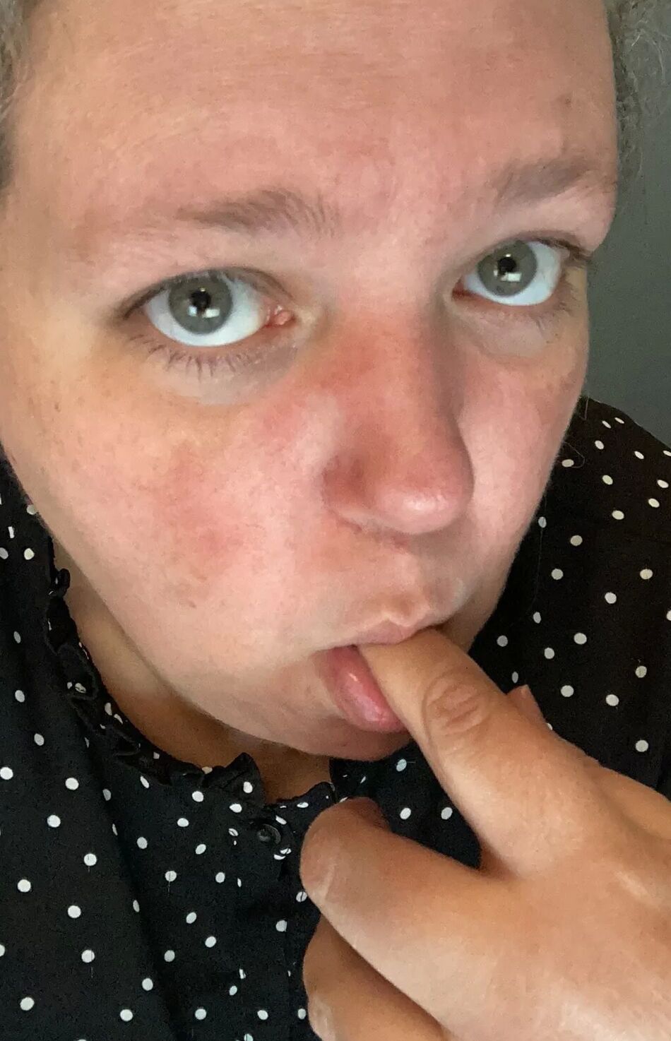 15 Pics Dumb whore