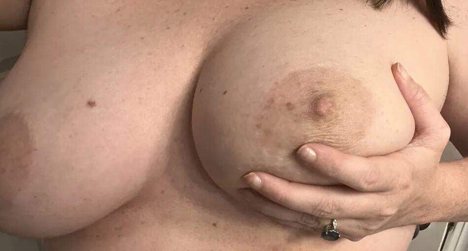 12 Pics Wikked kittens big tits