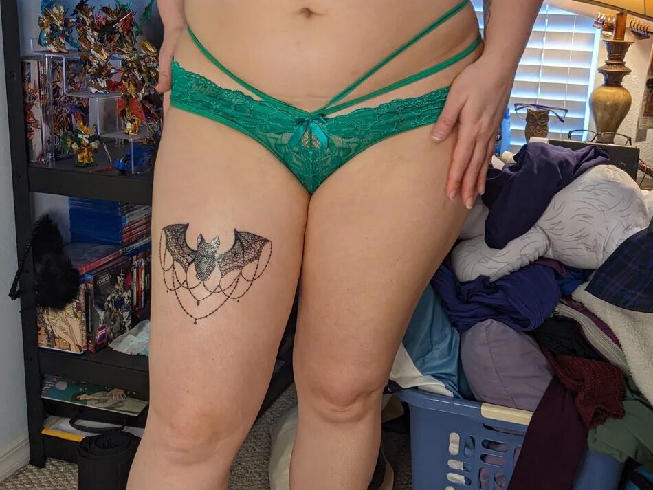 20 Pics New Green Lingerie Set