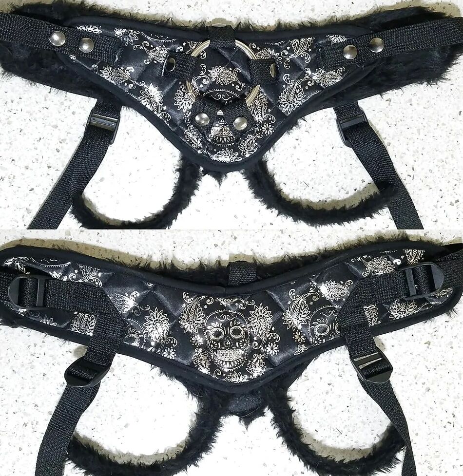 20 Pics Strap-on Harnesses