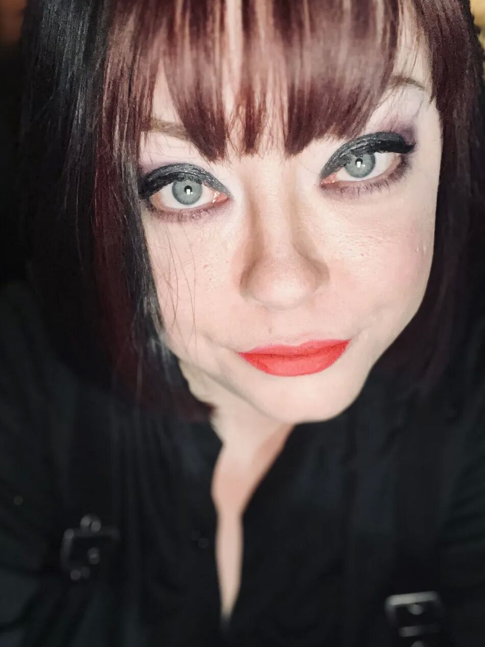 7 Pics Tina Snua Selfies #15