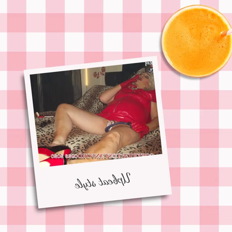 20 Pics SHIRLEY POLAROID 4