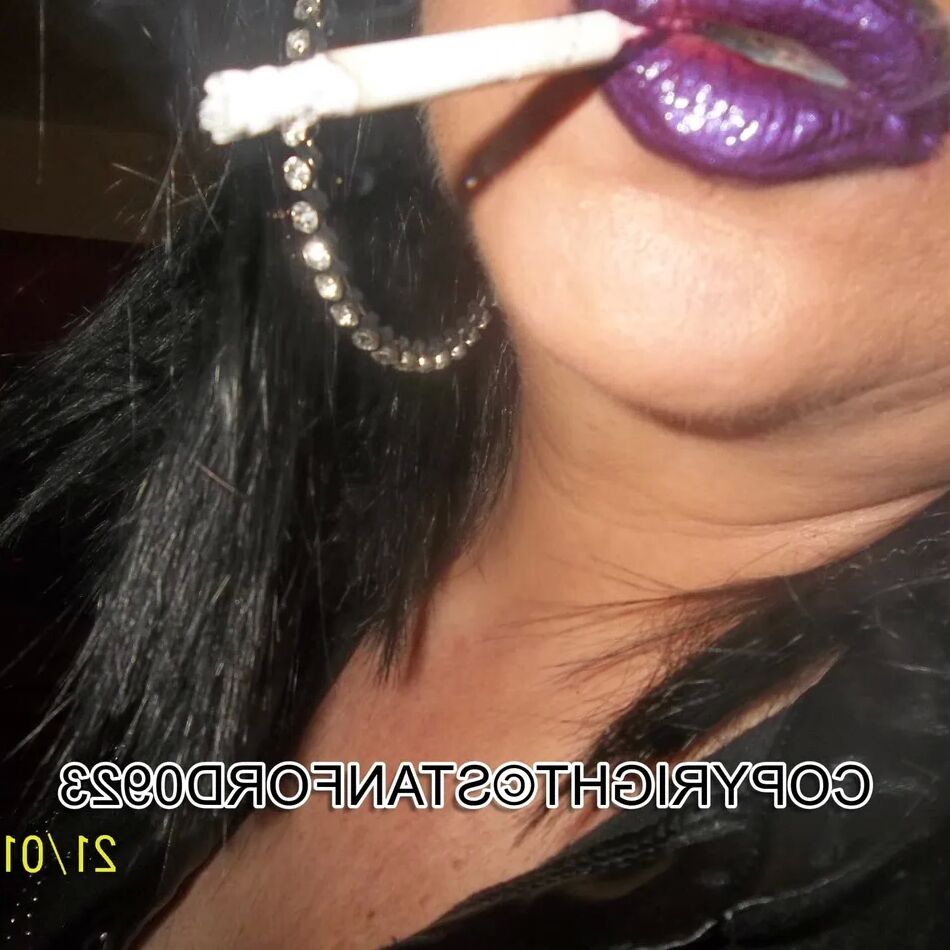 20 Pics SHIRLEY SLUT 646