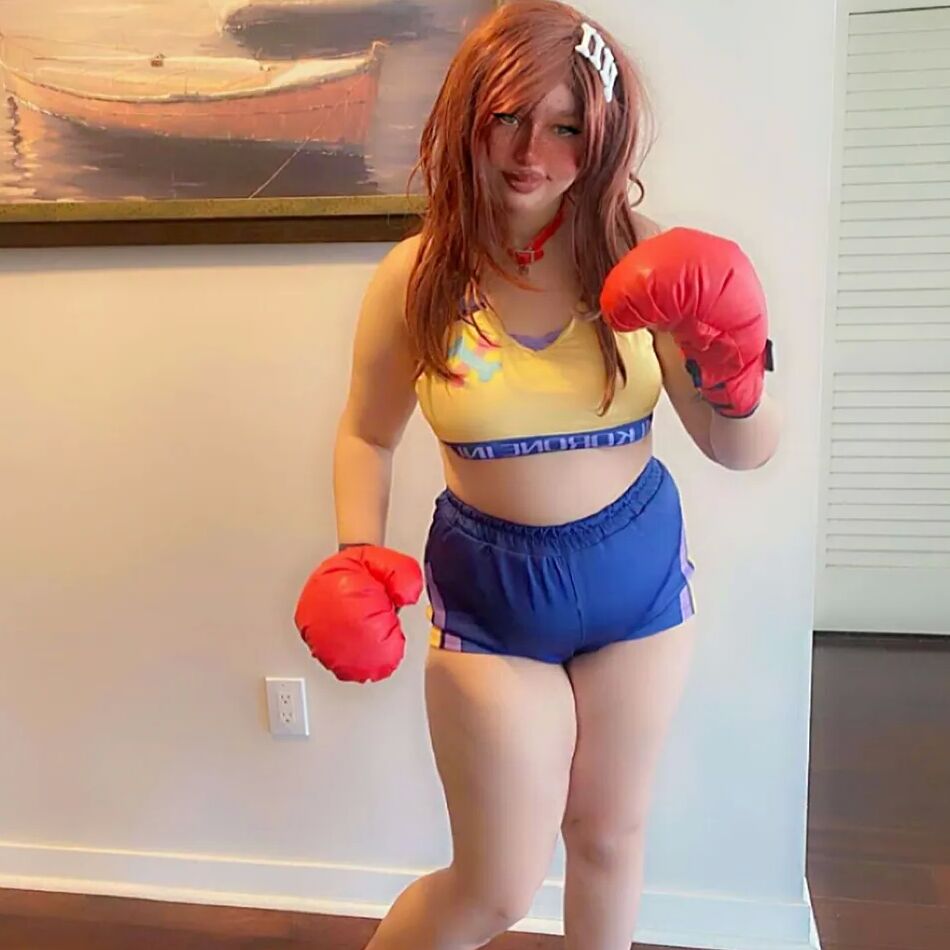 7 Pics Inugami Korone Boxer Cosplay