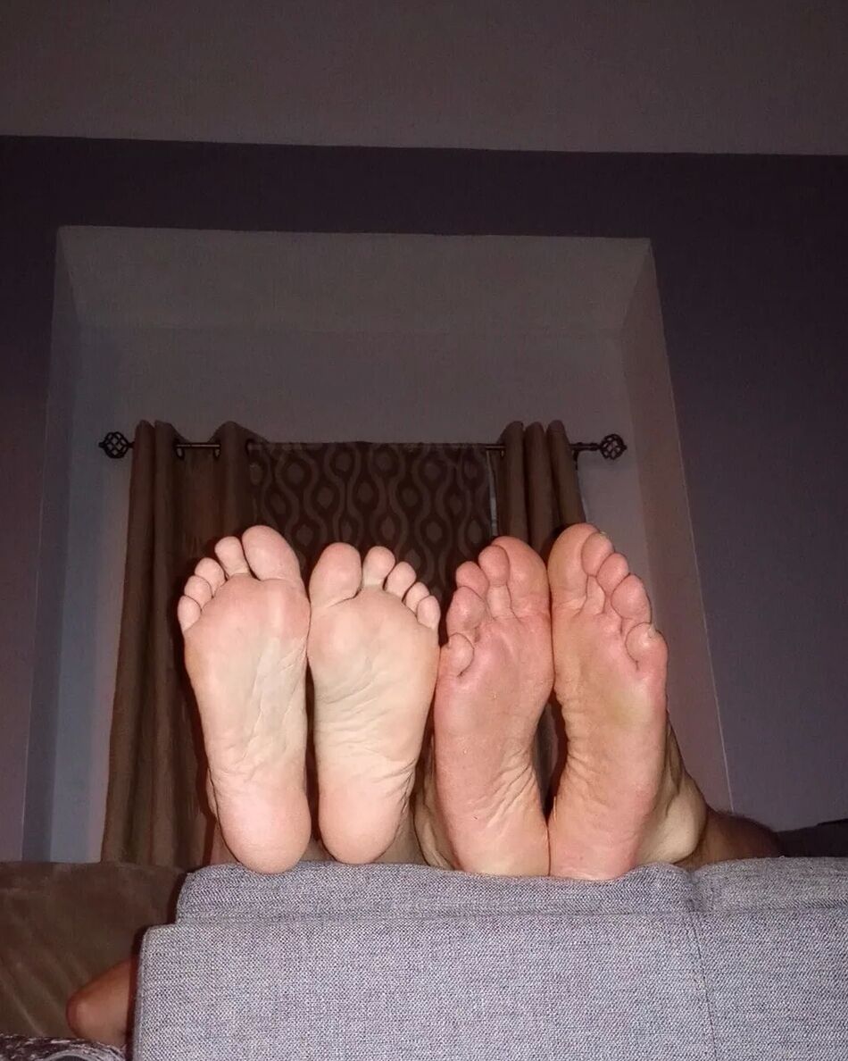 15 Pics Do you like our feet together