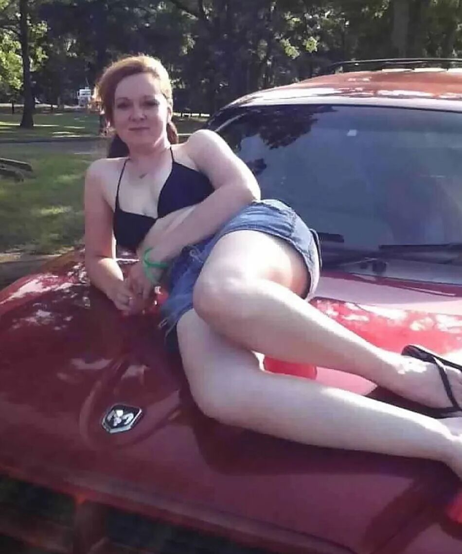 20 Pics Trying to be sexy