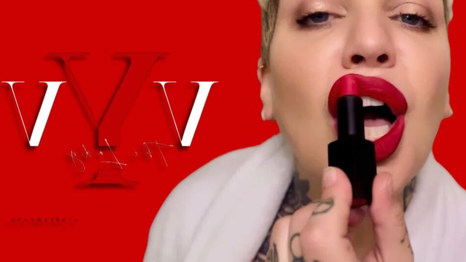 9 Pics THE LADY VYV