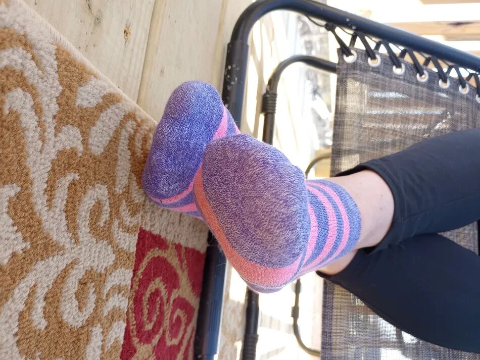 17 Pics Beths Feet